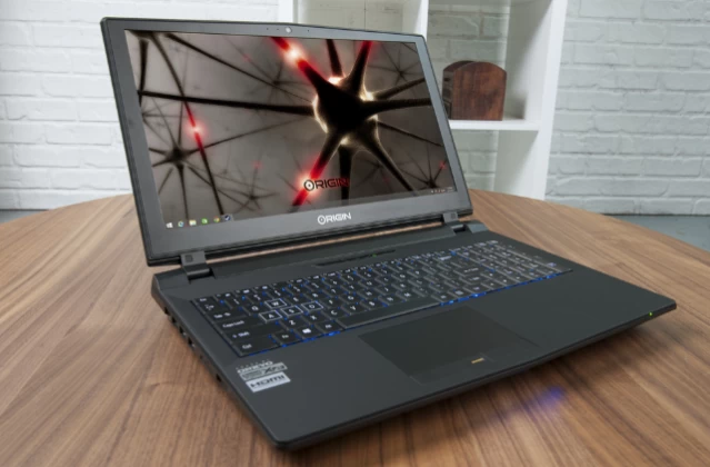 Oyun için En İyi Oyuncu Laptopları ve Dizüstü Bilgisayarlar 7 – origin oyuncu laptopu 639x420 1